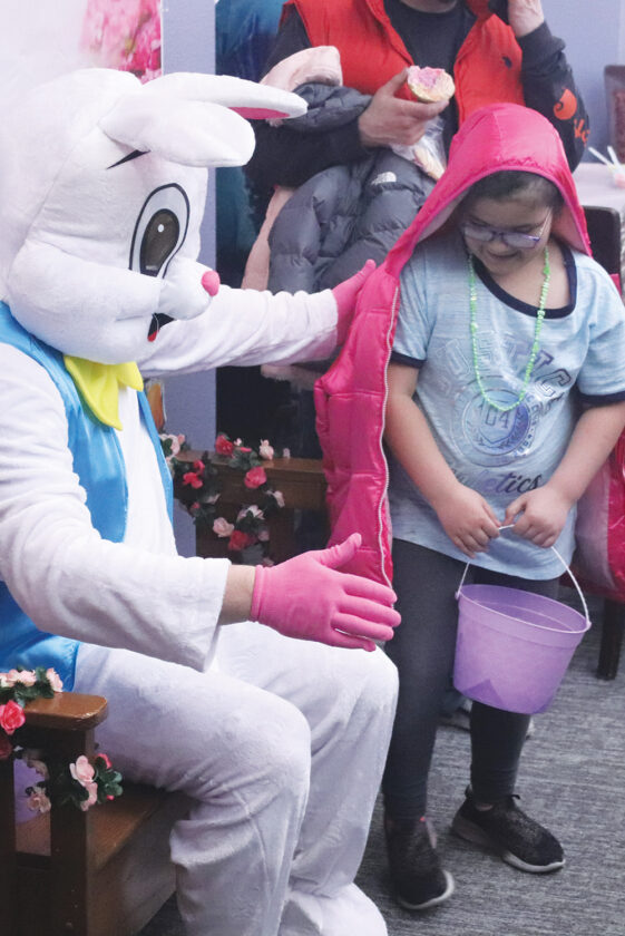 Fun and games at Boulder Estates News, Sports, Jobs Marshall Independent